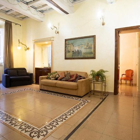 Domus Minervae Apartment โรม ภายนอก รูปภาพ
