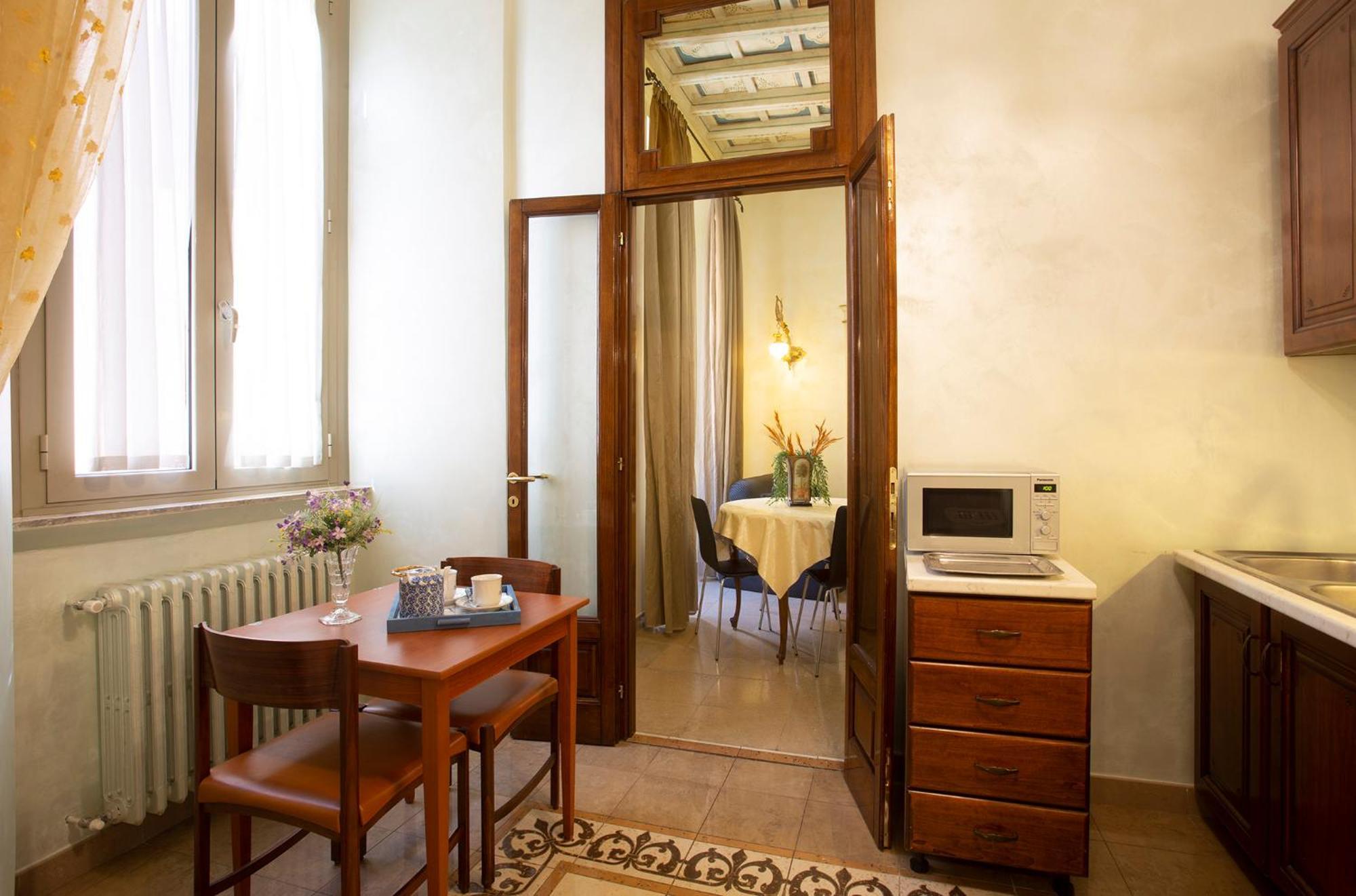 Domus Minervae Apartment โรม ภายนอก รูปภาพ